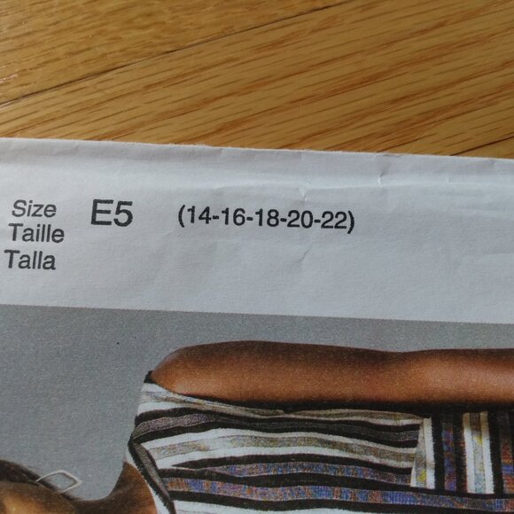 Plus Size 14-22 Pullover Tops Sewing Pattern Semi-Fitted UNCUT McCall's 7390 - Picture 2 of 9